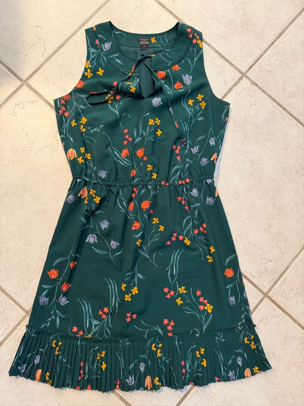 ANN TAYLOR FACTORY Floral Green Lined Dress Ladies Women's Large Flowers Spring